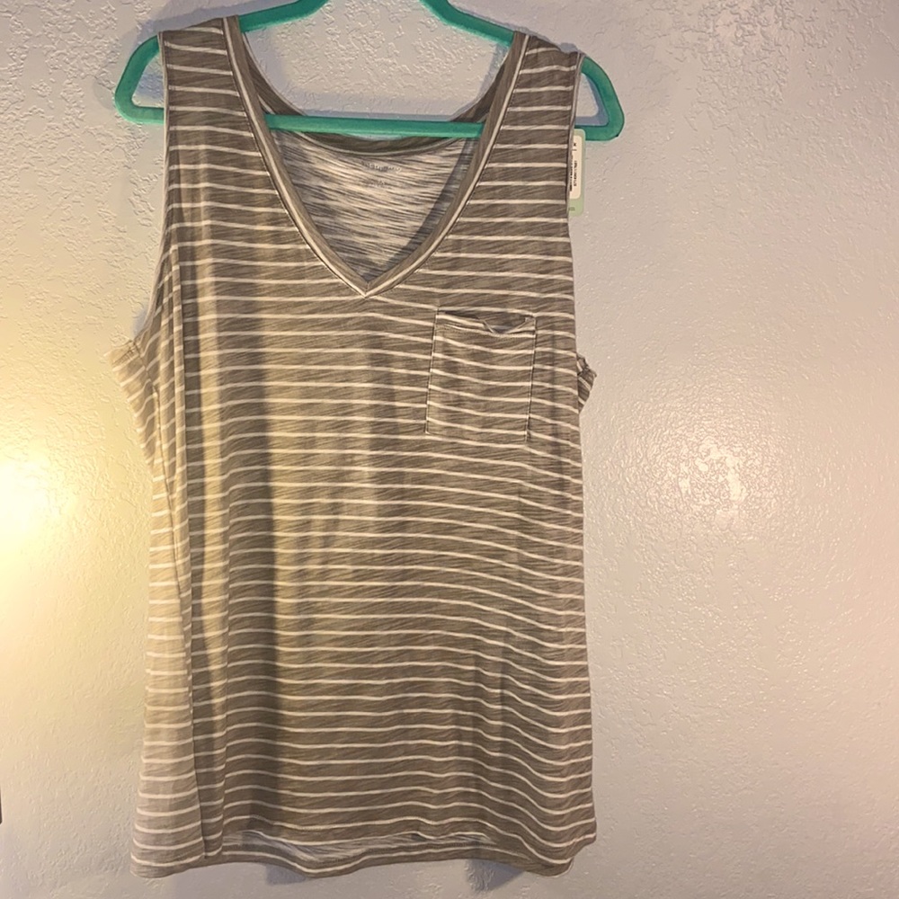 Dpt 222 Luxey Taupe Striped Tank in 1X. Lightweight and soft. NWT (tags).